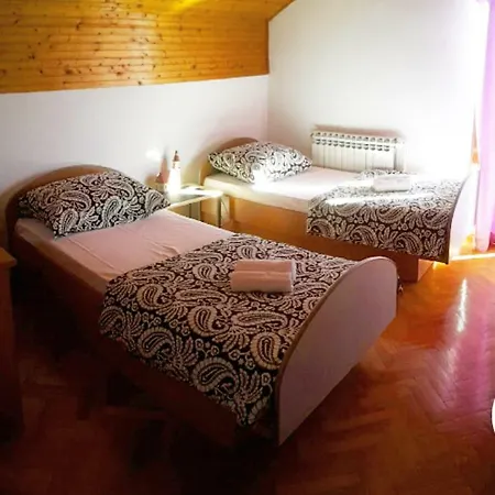 Apartman Peaceful Two Bedroom